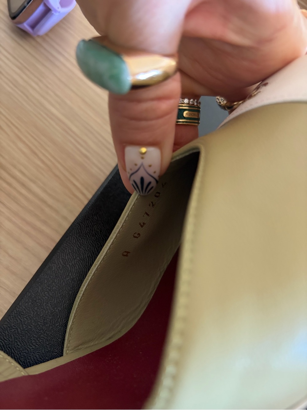 CHANEL Olive Green and White Cap-Toe Slingback Heels with Gold CC - Picture 6 of 8